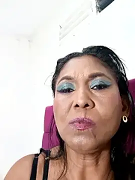 tiffany Bitch online show from 01-14-26, 11:30