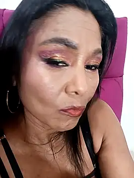 tiffany Bitch online show from 03-12-26, 11:53