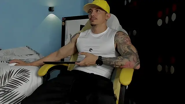 Alex motta online show from 02-07-26, 03:36