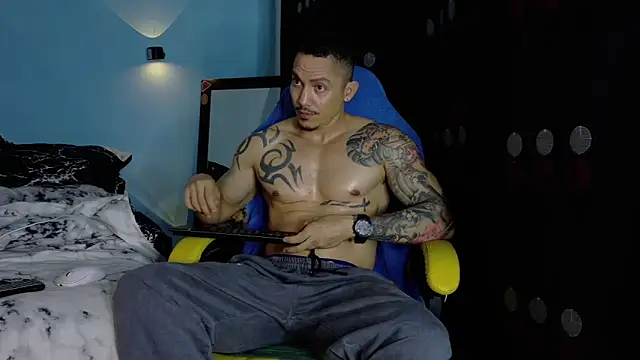 Alex motta online show from 05-12-26, 04:31