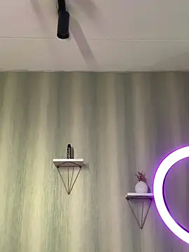 Praga Pink online show from 03-22-25, 07:04