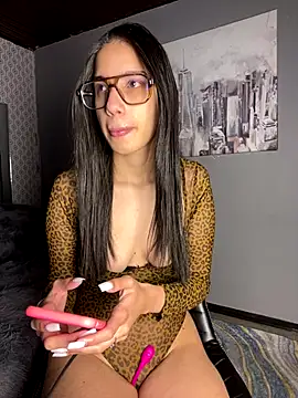 Praga Pink online show from 12-15-25, 08:53