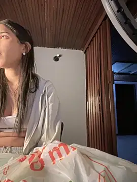 Praga Pink online show from 10-03-25, 06:59