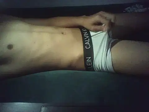 Snapshot of novilho18piroc chatting on 06-25-26, 12:41 novilho18piroc online show from 06-25-26, 12:41