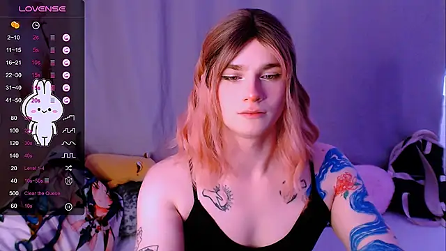 Alice Hells online show from 09-26-25, 04:30