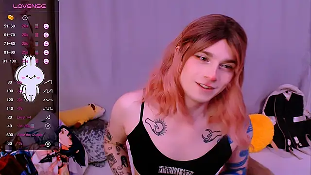 Alice Hells online show from 11-29-25, 01:55