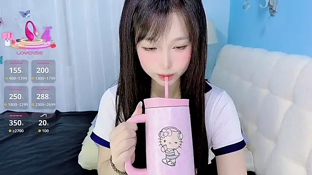 -Wendy   online show from 06-12-26, 06:33