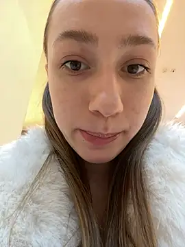 Lia  Love online show from 01-21-25, 10:08