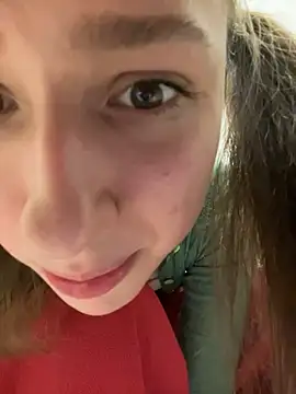 Lia  Love online show from 03-20-25, 03:14