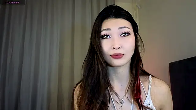 Snapshot of honey_yani chatting on 05-16-26, 10:31 honey yani online show from 05-16-26, 10:31