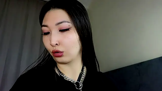 Snapshot of honey_yani chatting on 05-30-26, 11:21 honey yani online show from 05-30-26, 11:21