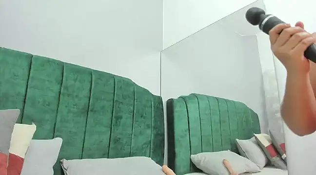 Snapshot of GABYTAYLOR_ chatting on 02-28-25, 01:36 GABYTAYLOR  online show from 02-28-25, 01:36