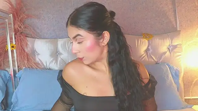 Snapshot of GABYTAYLOR_ chatting on 04-11-26, 01:59 GABYTAYLOR online show from 04-11-26, 01:59