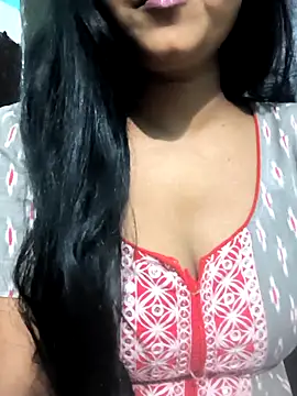 Snapshot of NEETU-89 chatting on 10-08-25, 04:14 NEETU-89 online show from 10-08-25, 04:14