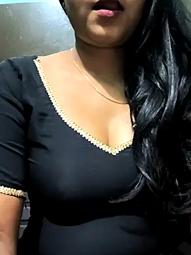 Snapshot of NEETU-89 chatting on 03-03-25, 02:54 NEETU-89 online show from 03-03-25, 02:54