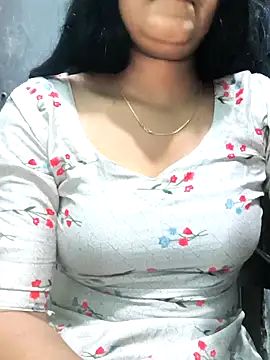 Snapshot of NEETU-89 chatting on 02-25-25, 05:52 NEETU-89 online show from 02-25-25, 05:52