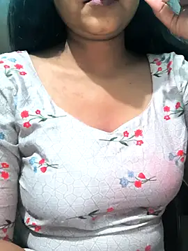 Snapshot of NEETU-89 chatting on 03-15-25, 03:18 NEETU-89 online show from 03-15-25, 03:18