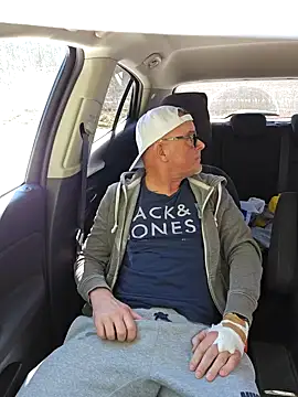 xxJANI2xx online show from 03-18-25, 12:06