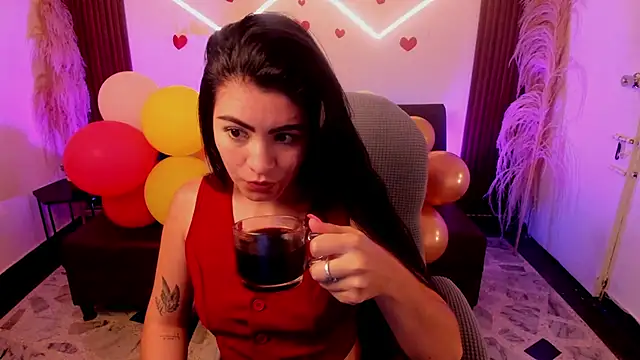 lunaalynch online show from 04-21-26, 08:48