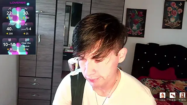 Snapshot of samael1107 chatting on 04-06-26, 04:30 samael1107 online show from 04-06-26, 04:30