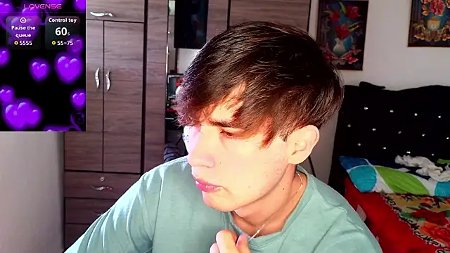 Snapshot of samael1107 chatting on 03-06-26, 04:35 samael1107 online show from 03-06-26, 04:35