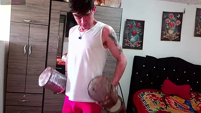 Snapshot of samael1107 chatting on 04-14-26, 03:17 samael1107 online show from 04-14-26, 03:17