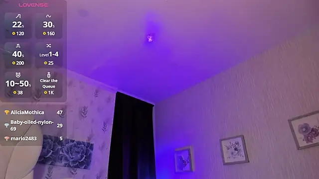 Snapshot of blaiine_colfer chatting on 02-04-25, 03:33 blaiine colfer online show from 02-04-25, 03:33