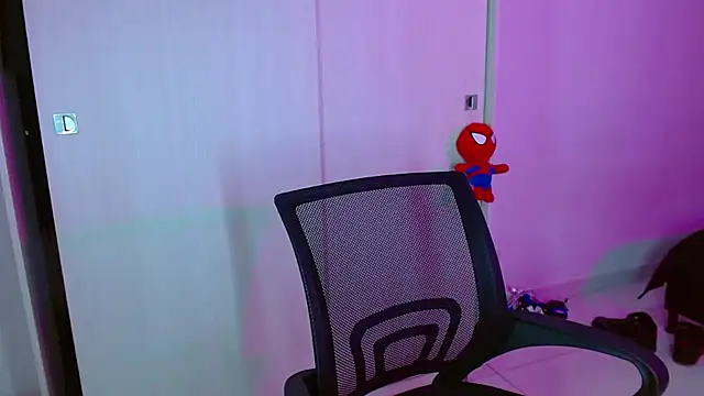 LiamGadiell online show from 03-03-25, 04:10