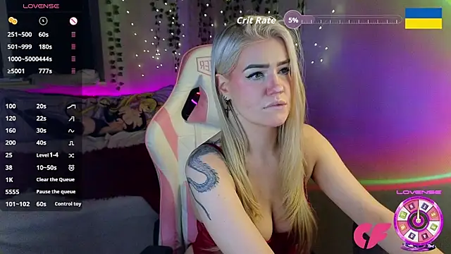 RedVelveten online show from 10-06-25, 07:14