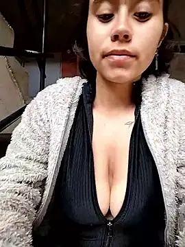 Alexandra 65 online show from 02-21-26, 02:30