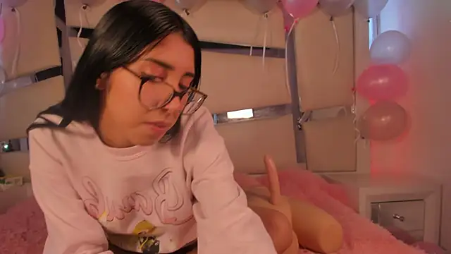 Mis  lola online show from 10-14-25, 09:04