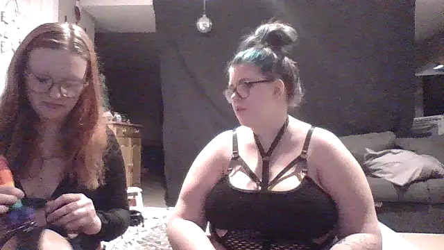 Snapshot of angel_star420864 chatting on 12-20-24, 02:30 angel star420864 online show from 12-20-24, 02:30