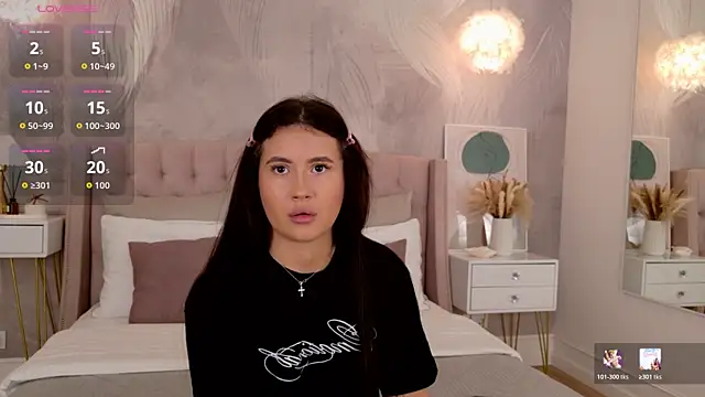 milaleoneli online show from 07-16-26, 02:36