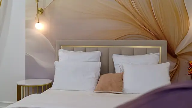 Snapshot of milaleoneli chatting on 09-30-25, 03:07 milaleoneli online show from 09-30-25, 03:07