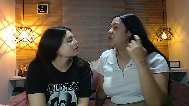 Scarlett Jazmin online show from 12-20-25, 10:29