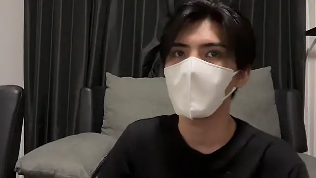 Lio kun online show from 06-10-26, 01:12