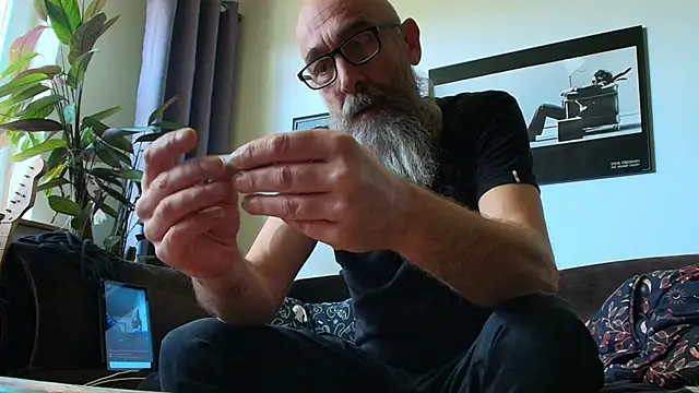 Kingsscepter online show from 04-14-26, 03:28