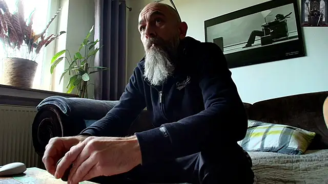 Kingsscepter online show from 03-12-25, 11:21