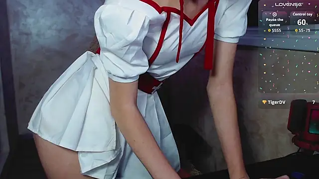 Domiiiniiicana online show from 09-18-25, 04:32