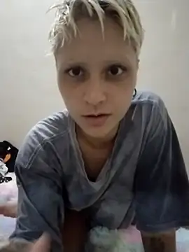 Snapshot of Luci_foxx chatting on 02-08-26, 09:45 Luci foxx online show from 02-08-26, 09:45