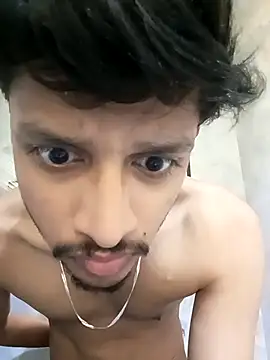 skinnyyyyyyyyy online show from 11-08-25, 04:49