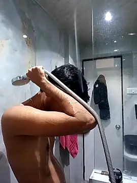 skinnyyyyyyyyy online show from 12-21-25, 10:50