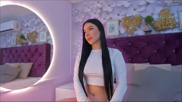 mia greeco online show from 12-04-24, 11:57