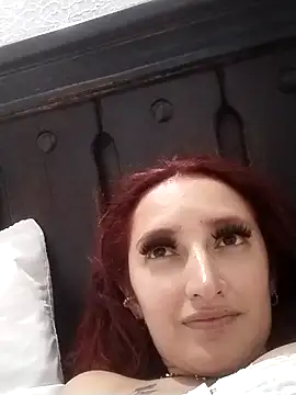 hinnatha22 online show from 12-31-24, 04:06