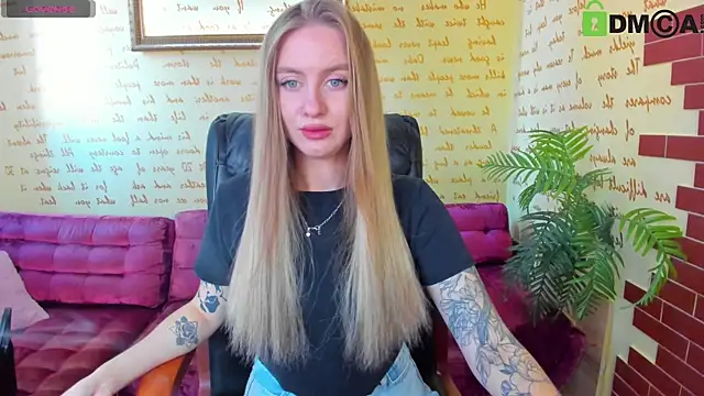 Snapshot of alexa_glory chatting on 09-23-25, 02:24 alexa glory online show from 09-23-25, 02:24