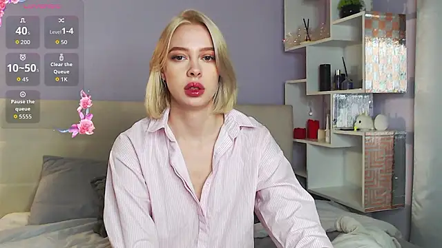 Snapshot of White_Lioness chatting on 01-17-26, 06:00 White Lioness online show from 01-17-26, 06:00