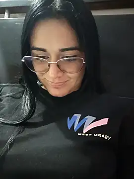 Hanna Kinsley online show from 03-11-25, 03:14