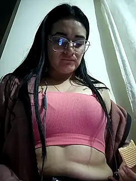 Hanna Kinsley online show from 03-18-25, 03:23