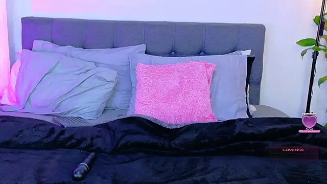 Rouse Hilton online show from 09-29-25, 09:20