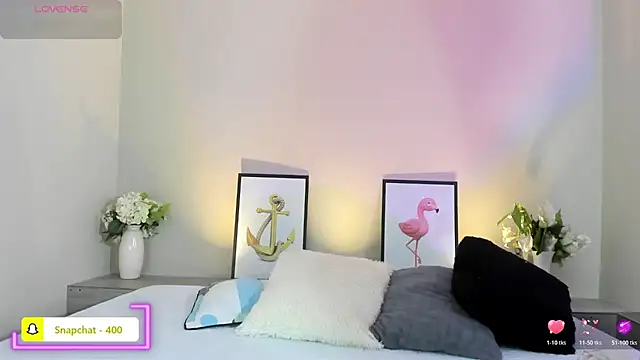 naomiii   online show from 04-16-26, 11:55